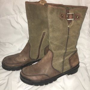 OTBT suede short boots 7.5